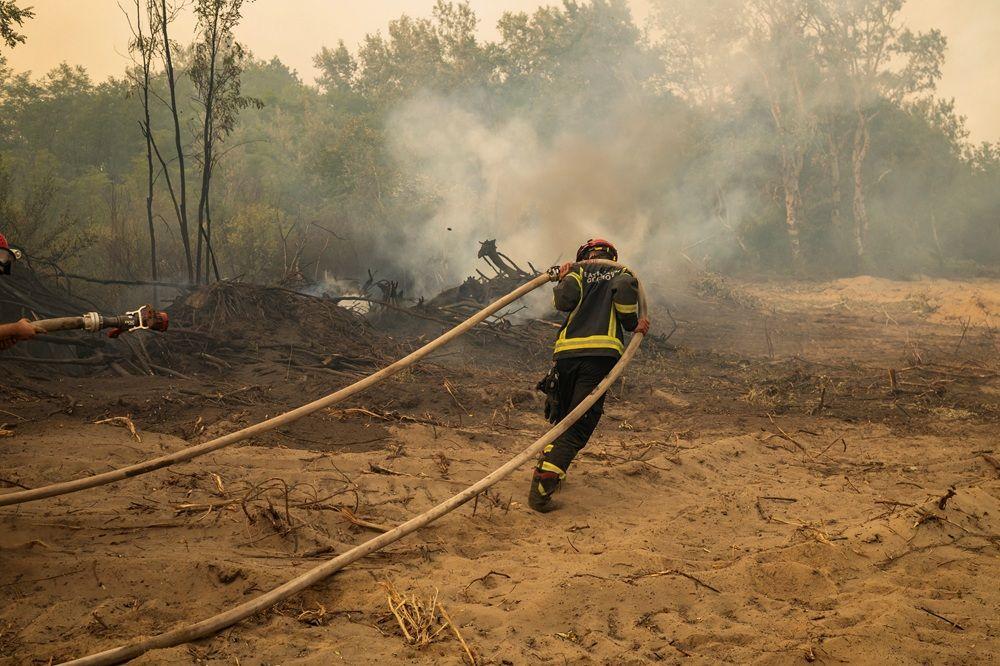 požari u srbiji, požar u deliblatskoj peščari, gašenje požara