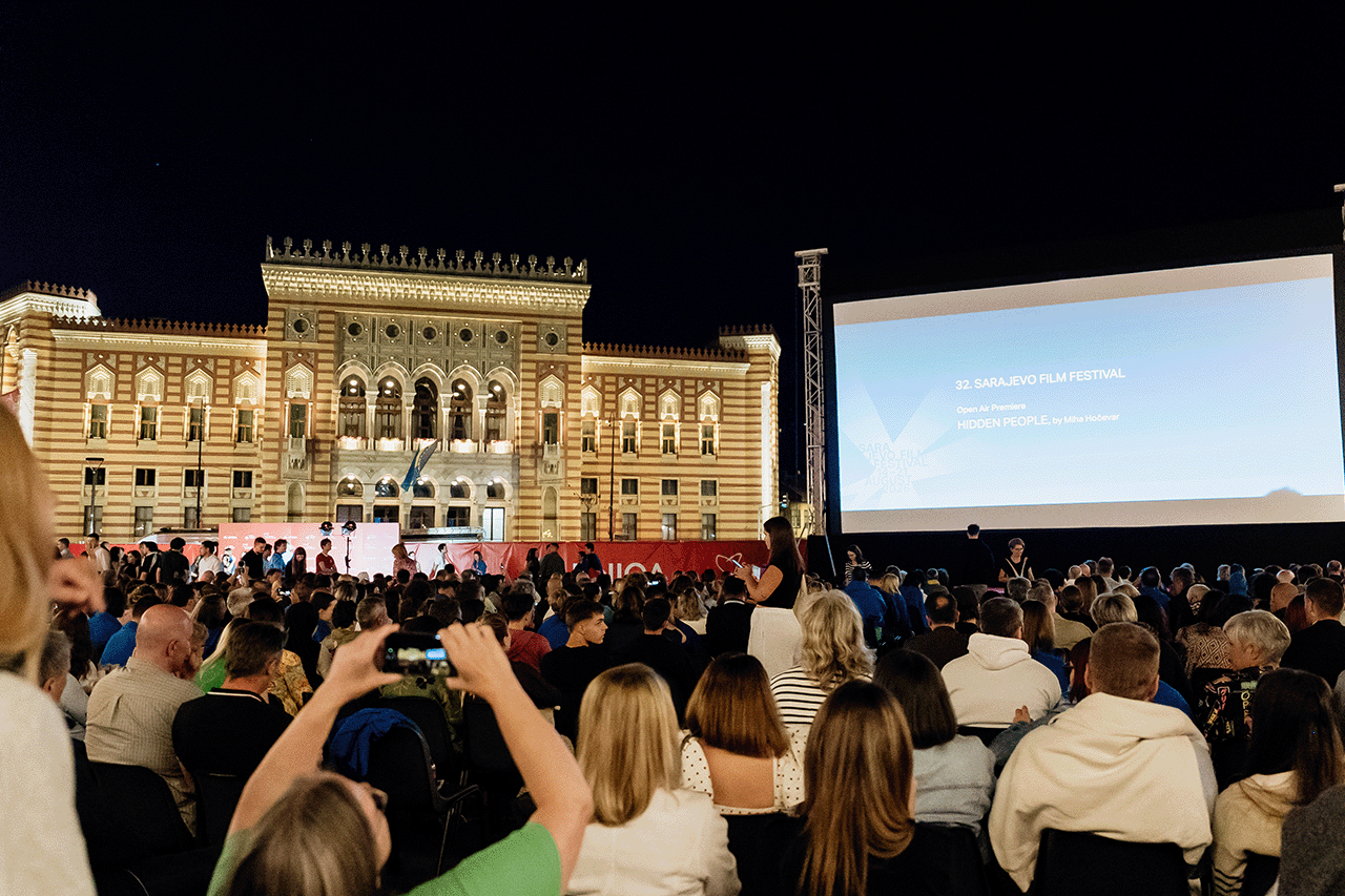 Film „Skriveni ljudi“ reditelja Mihe Hočevara premijerno prikazan u regionu na 32. Sarajevo Film Festivalu 2 Film „Skriveni ljudi“ reditelja Mihe Hočevara premijerno prikazan u regionu na 32. Sarajevo Film Festivalu 1